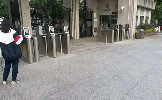 人臉識別系統在智慧校園中的應用介紹