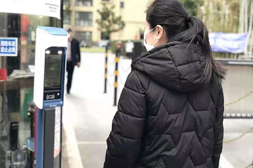 小區人臉識別系統測溫門(mén)禁解決方案